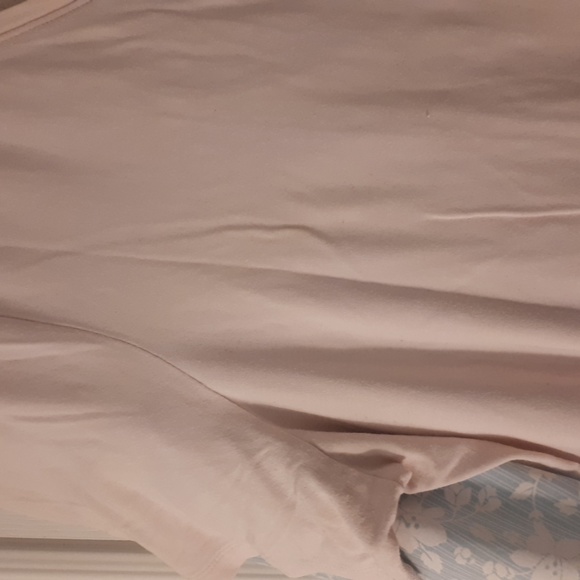 😊2X? Dusty pink t shirt - Picture 3 of 3